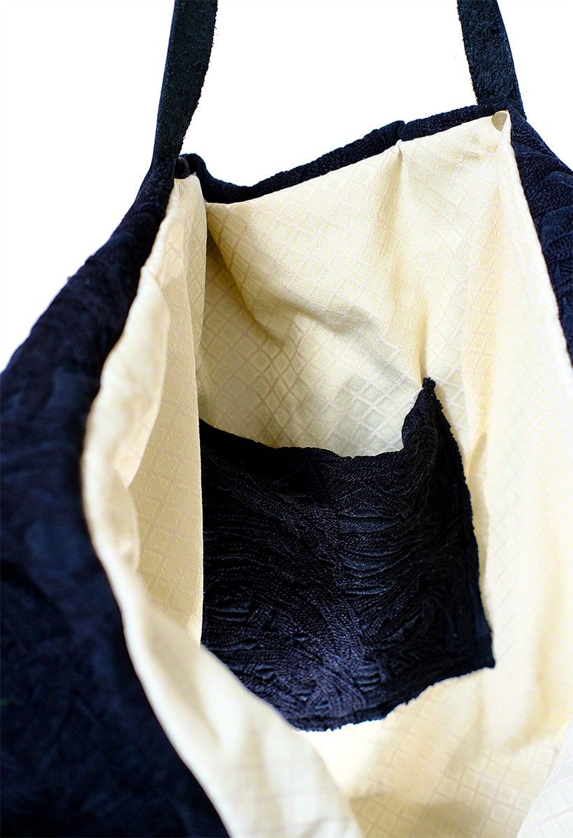 Belle and Carrie Taschen aus Hamburg - Black Oriental Innentasche